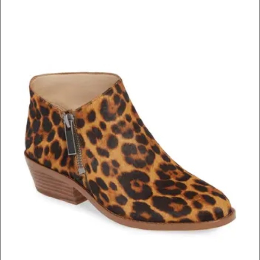 NWOB Size 7.5 Rosita Leather Block Heel Bootie
